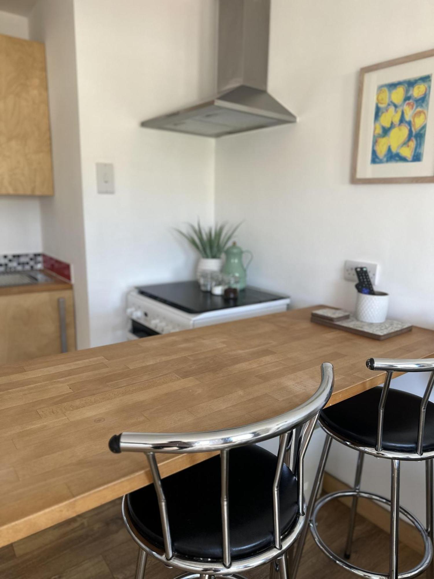 Cozy Coastal Lodge In Hayle Esterno foto