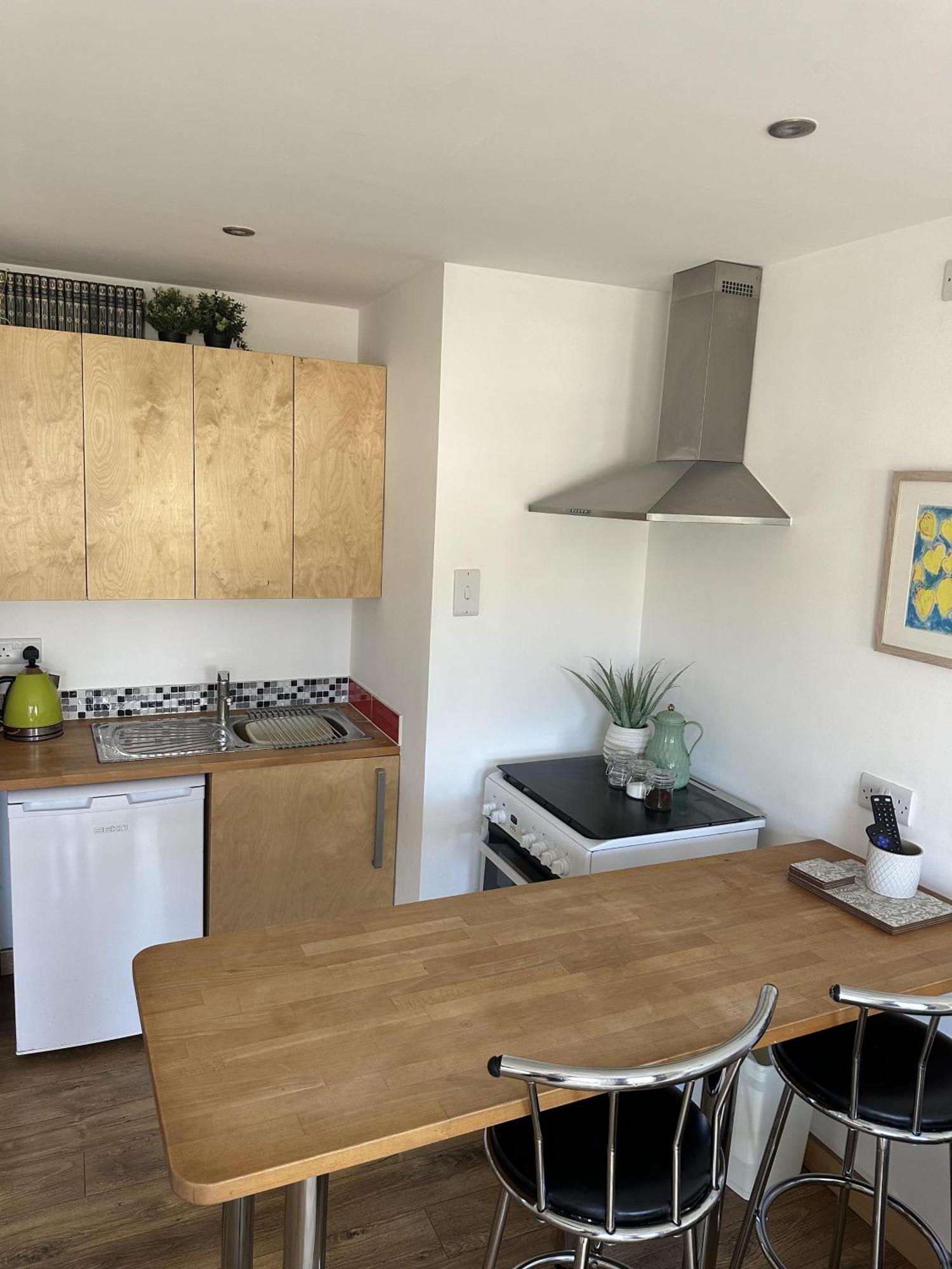 Cozy Coastal Lodge In Hayle Esterno foto
