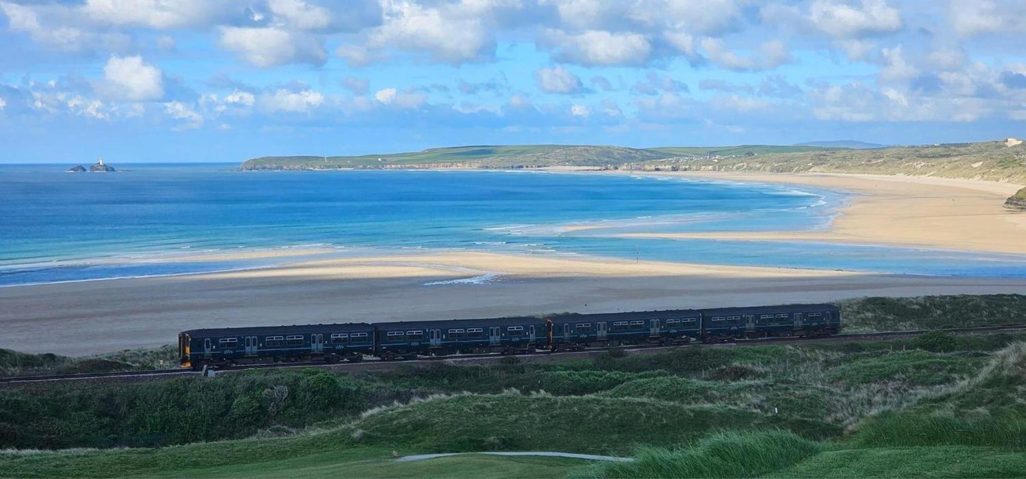 Cozy Coastal Lodge In Hayle Esterno foto