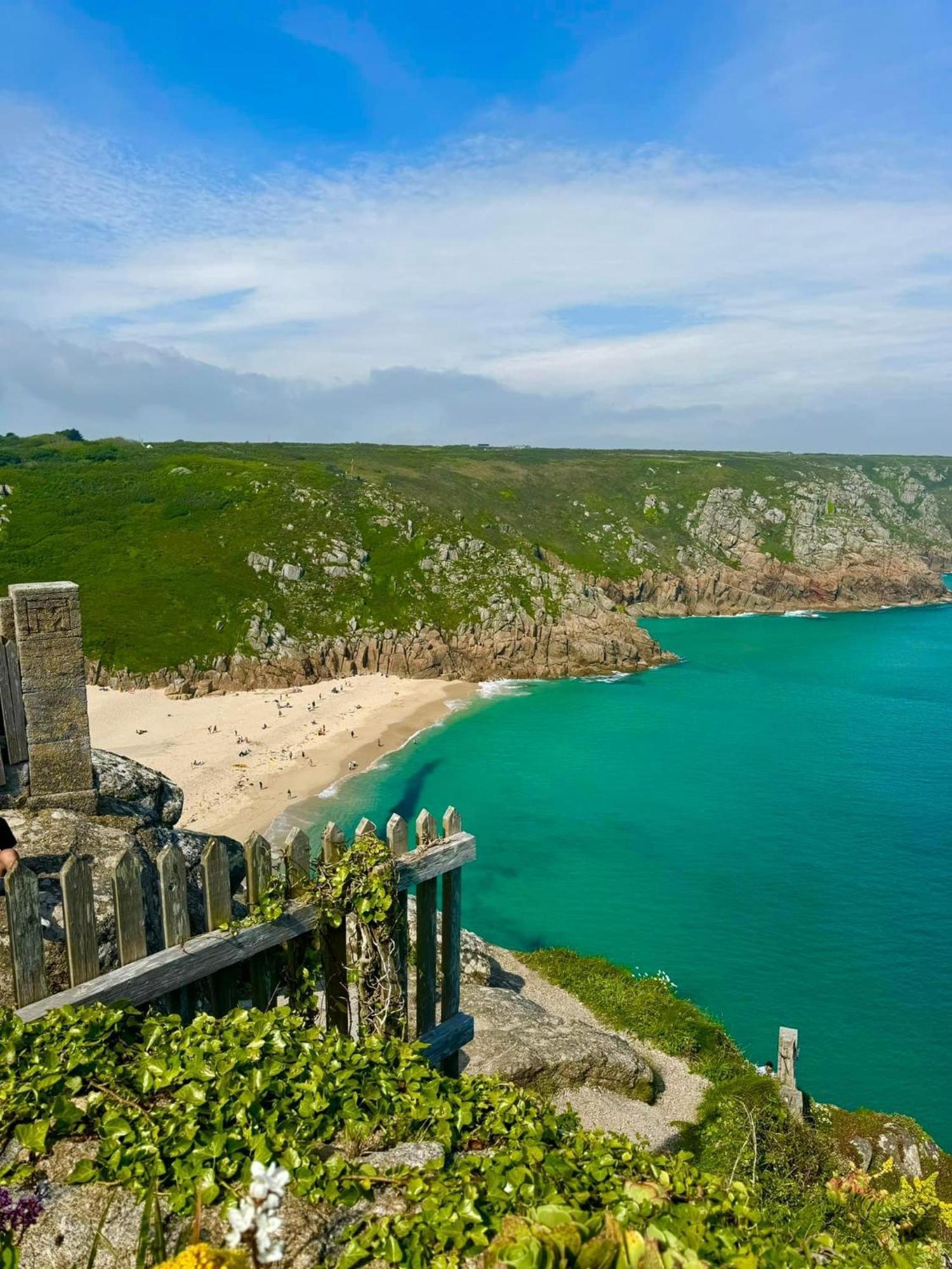 Cozy Coastal Lodge In Hayle Esterno foto